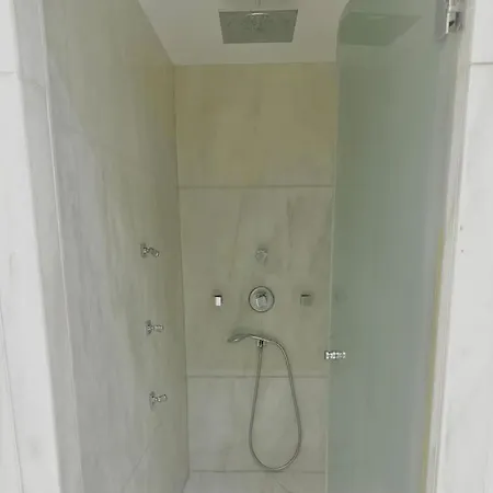 Magnifique Proche Arc Triomphe Apartamento París